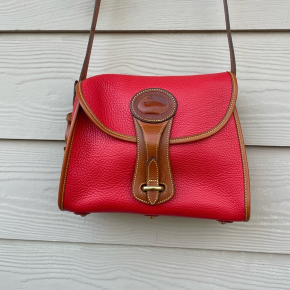 Dooney & Bourke Medium *RED* Shoulder Bag/Crossbody - Picture 2 of 16